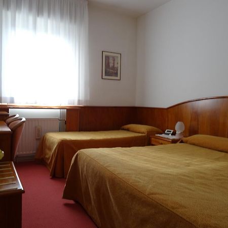 Hotel Roma ชิวีดาเล เดล ฟรีอูลี ภายนอก รูปภาพ